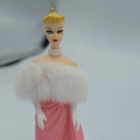 Vintage 1996 Hallmark Keepsake Enchanted Evening Barbie Doll Ornament - Picture 5 of 6